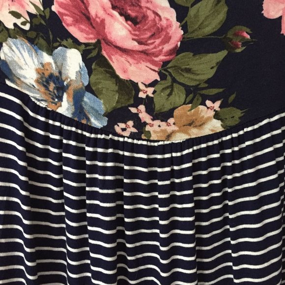 First Look Navy Blue & White Stripe Floral Tunic - Picture 4 of 5